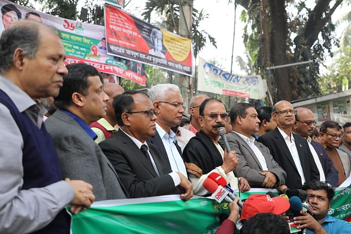 prothomalo-bangla_2022-12_a06c3d2d-0eeb-4197-8a90-f5dd4b1f3aa8_13f3e622-cc6e-4d6f-9b4a-756d3dab3272